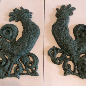 VINTAGE LOT SET of 2 Sexton Roosters Green Metal Wall Art 14" Height #F32